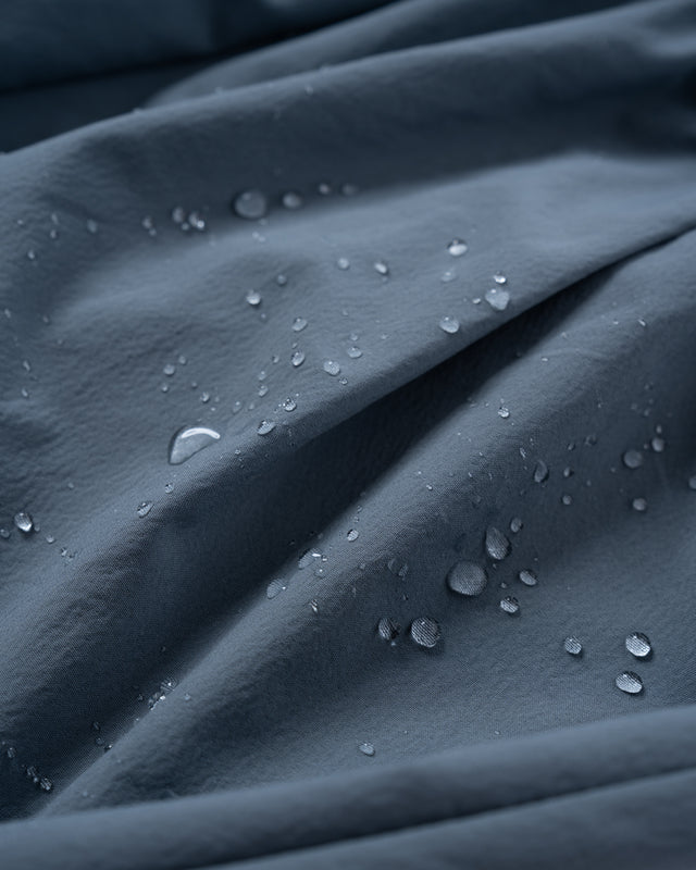 SEIZE - TECH ONE TUCK FROZEN DWR SHORTS - STEEL GREY