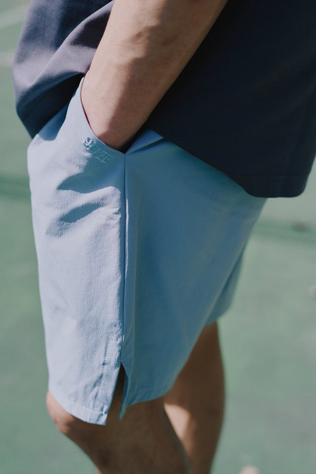 SEIZE - TECH ONE TUCK FROZEN SHORTS - GLACIER