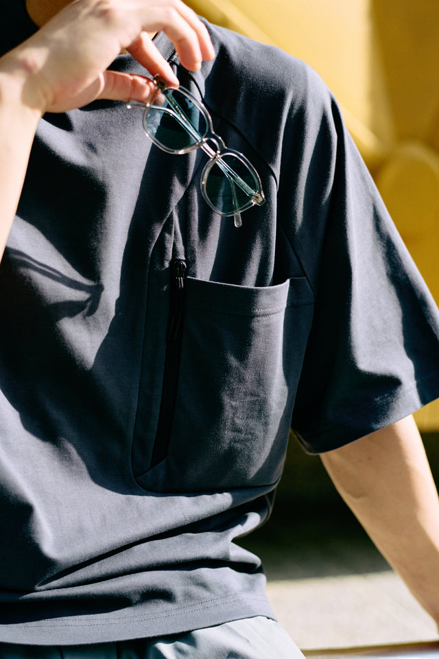 SEIZE - FUNCTIONAL POCKET TEE - WOOD GREY