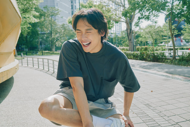 SEIZE - FUNCTIONAL POCKET TEE - WOOD GREY
