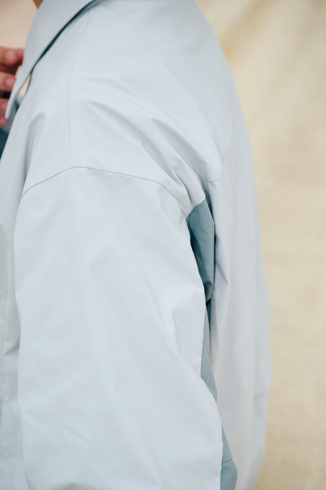 SEIZE - HYBRID PRIMEFLEX™ SHELL JACKET - FAIR-FACED CONCRETE