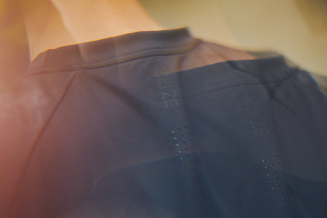 SEIZE - TECH ADV VERSATILITY TEE - MATTE BLACK