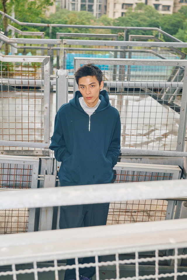 SEIZE - ANTISTATIC HALF ZIP OVERSIZED HOODIE - OCEAN CURRENT