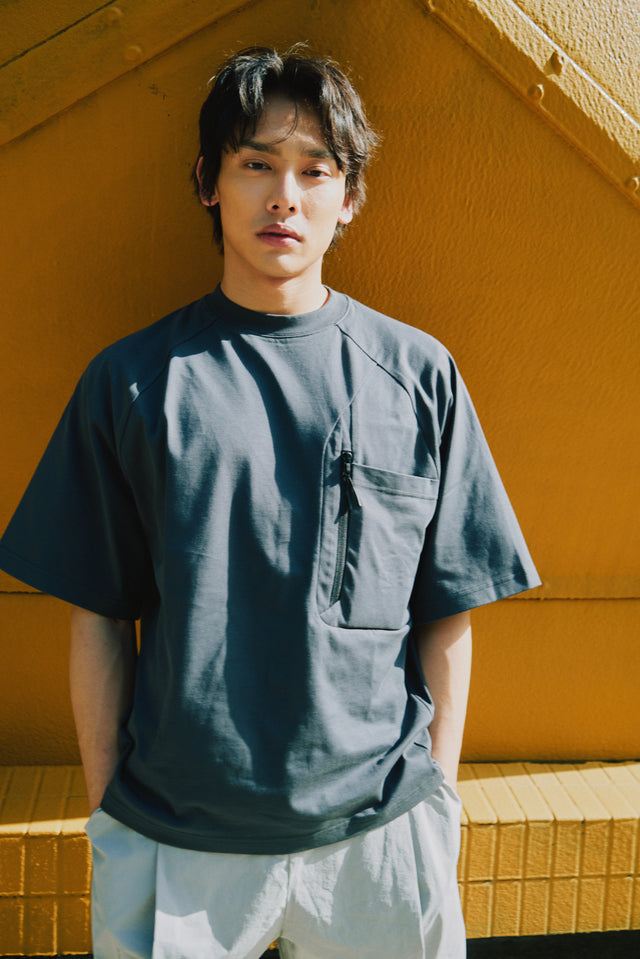 SEIZE - FUNCTIONAL POCKET TEE - WOOD GREY
