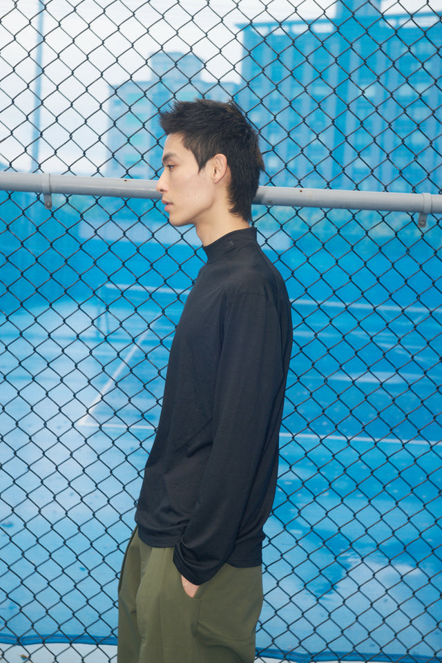 SEIZE - MERINO WOOL MOCK NECK - INK